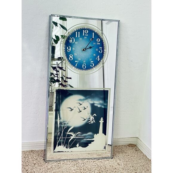 Vintage 70s Brytone Lighthouse Nautical Mirror Clock MCM - Picture 2 of 4